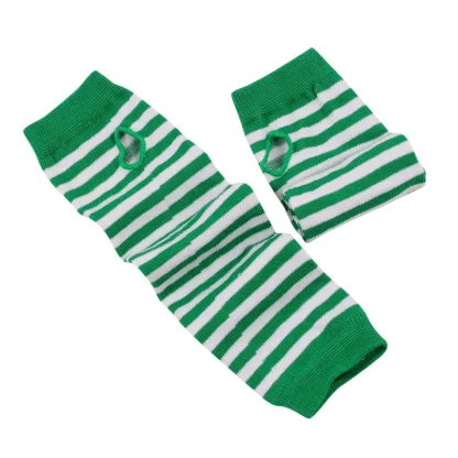 Classic Fingerless Gloves with Stripe Pattern - Image 13