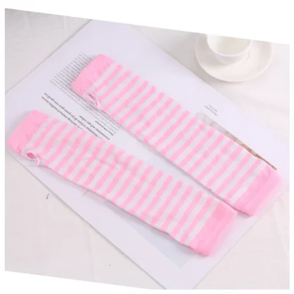 Classic Fingerless Gloves with Stripe Pattern - Image 10