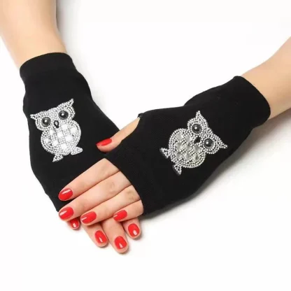 Black Half Finger Glove with Heart Pattern - Image 5