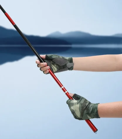 Elastic Fishing Gloves with Camo Print - Image 3