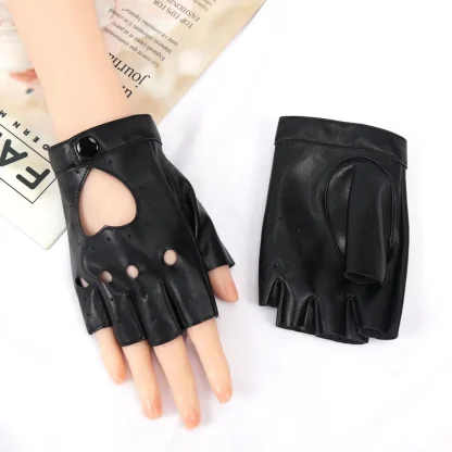 Hollow Fingerless Gloves with Heart Shape - Image 6