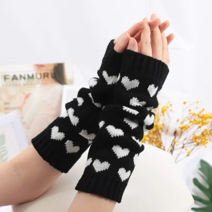 Knitted Half Finger Gloves with Heart Pattern - Image 6